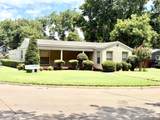 2511 Brook Avenue - Photo 2