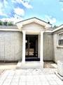 2511 Brook Avenue - Photo 9