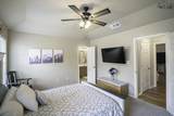 902 Berry Street - Photo 11
