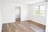 121 Dundee Drive - Photo 4