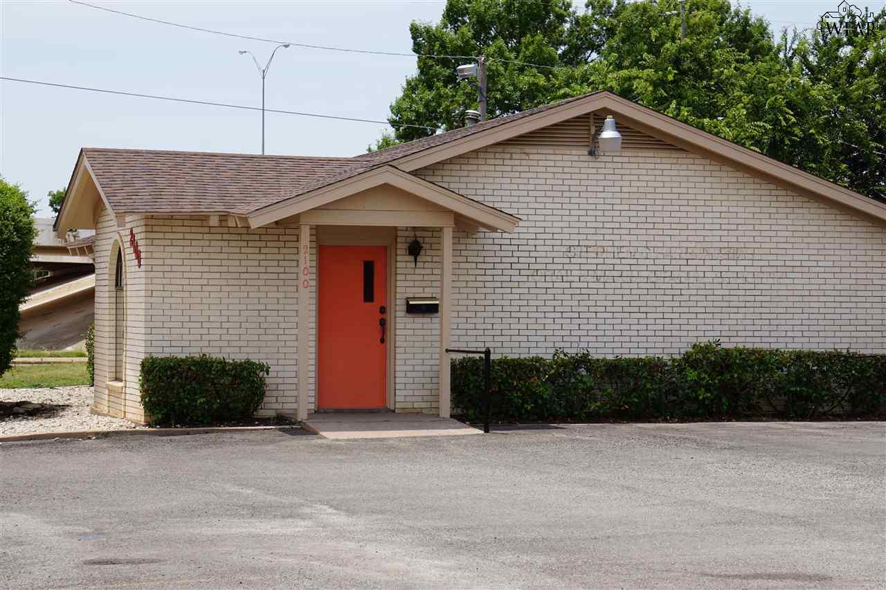 2100 Brook Avenue - Photo 1