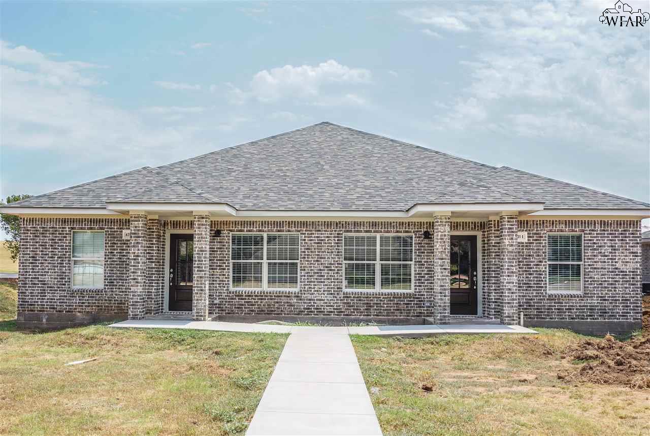 4705 Belair Boulevard - Photo 1
