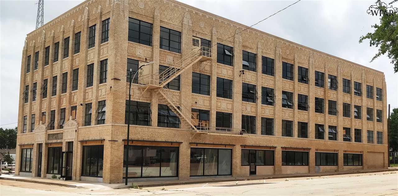 1100 Lamar Street - Photo 1