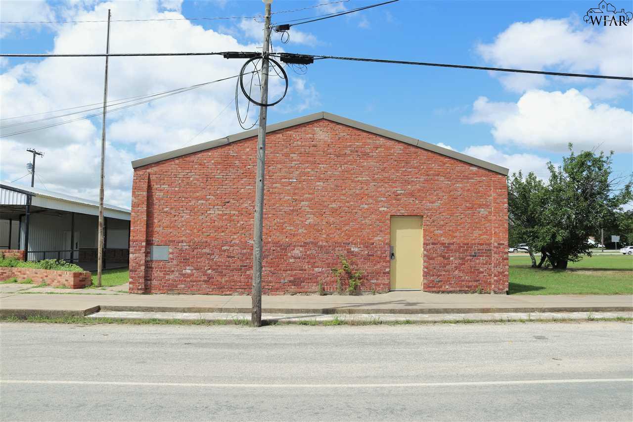 116 Central Street - Photo 1
