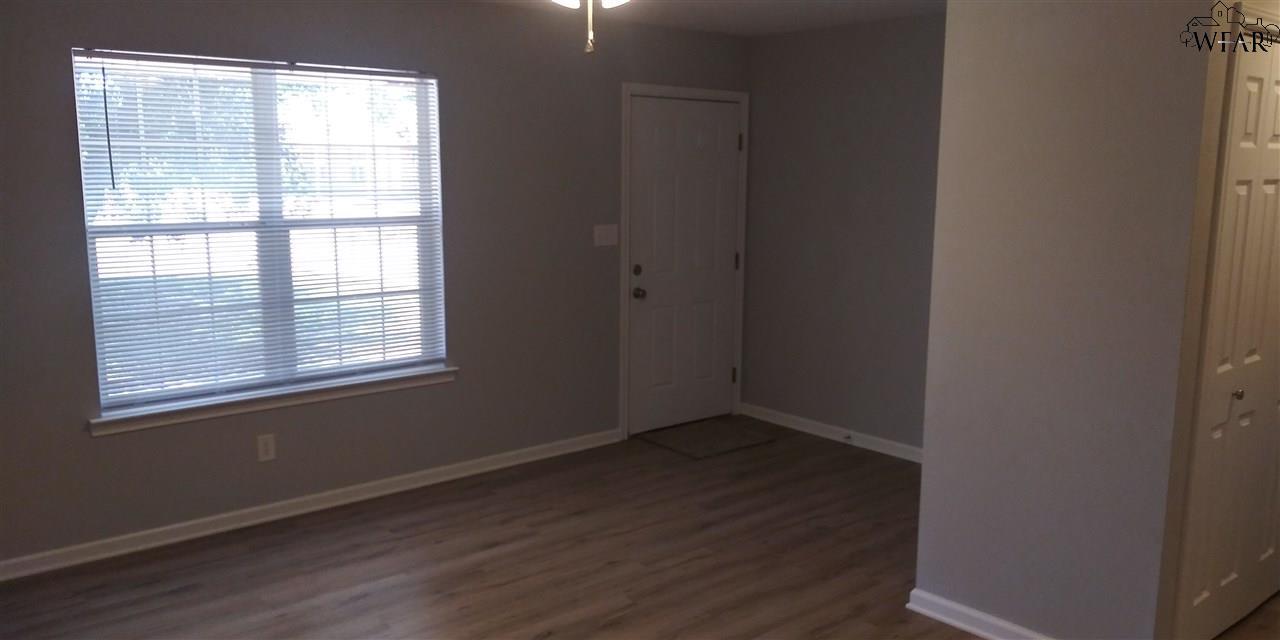 1525 Trigg Lane - Photo 1
