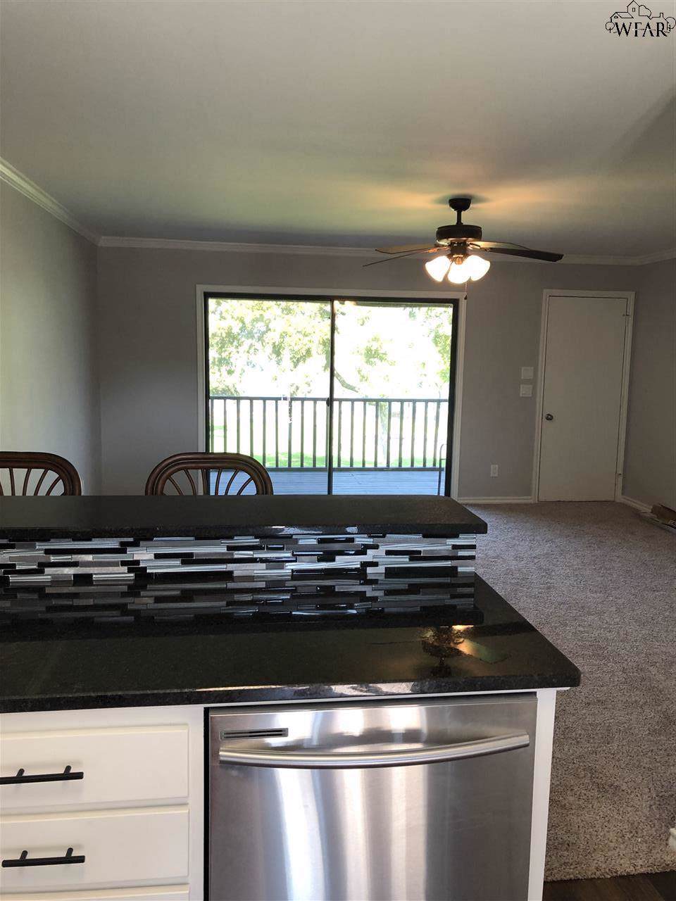 1655 Cedar Crest Loop - Photo 1