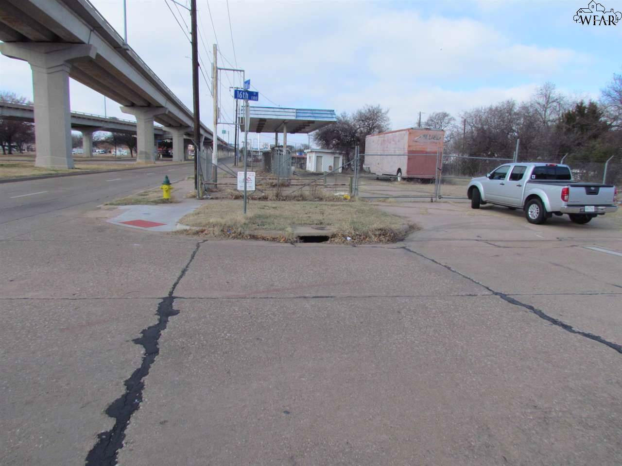 1511 Broad Street - Photo 1