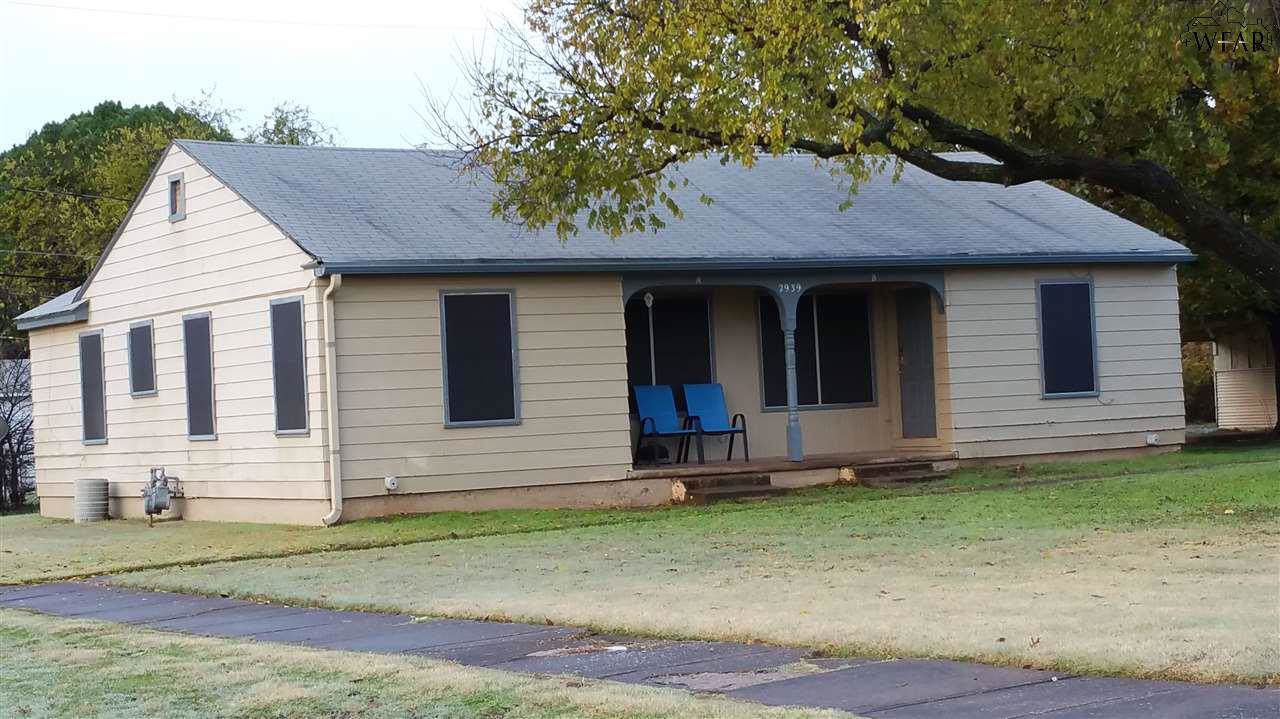 2939 Gossett Drive - Photo 1