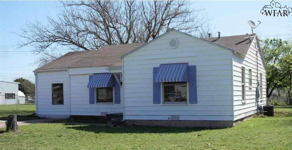 4305 Mcniel Avenue - Photo 1