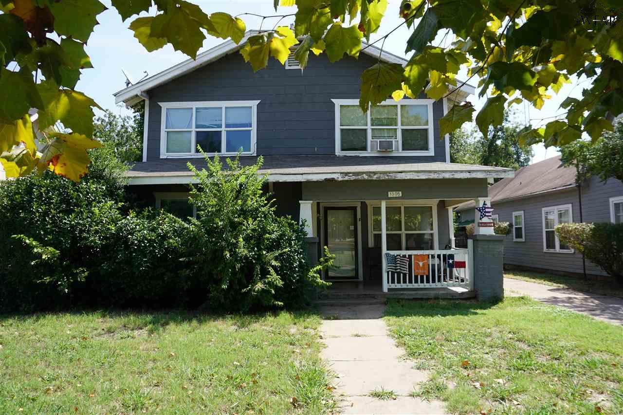 1905 Hayes Street - Photo 1