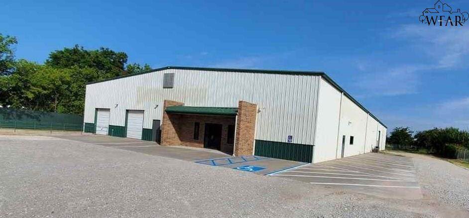 700 N Scott Ave - Photo 1