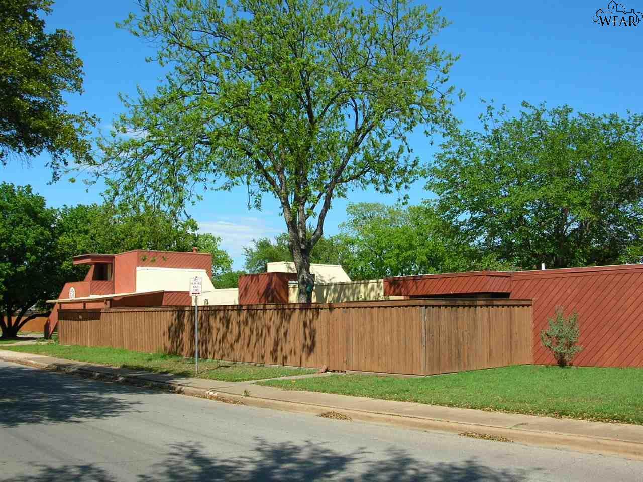 2001 Santa Fe Street - Photo 1