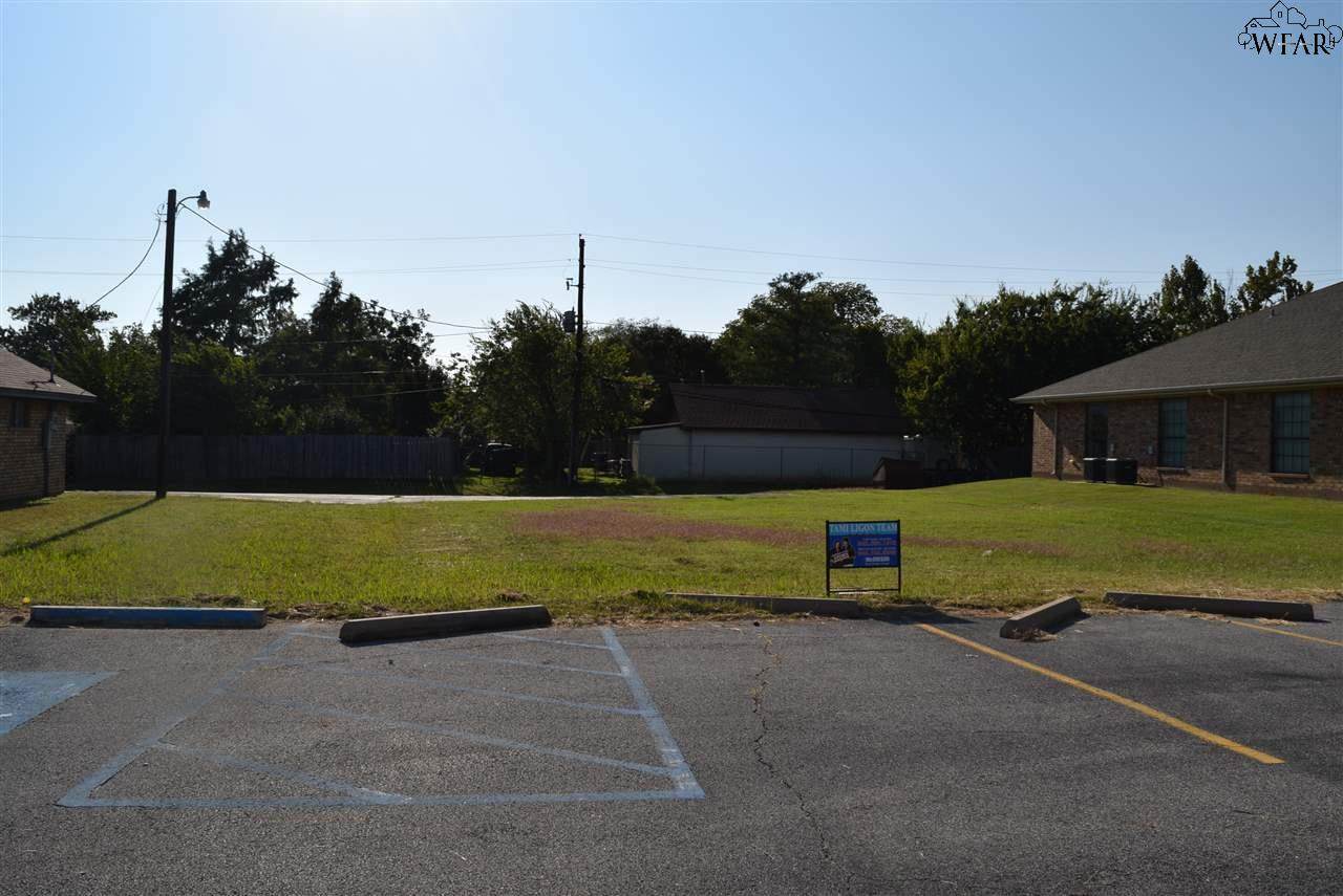 4714 Brookdale Drive - Photo 1
