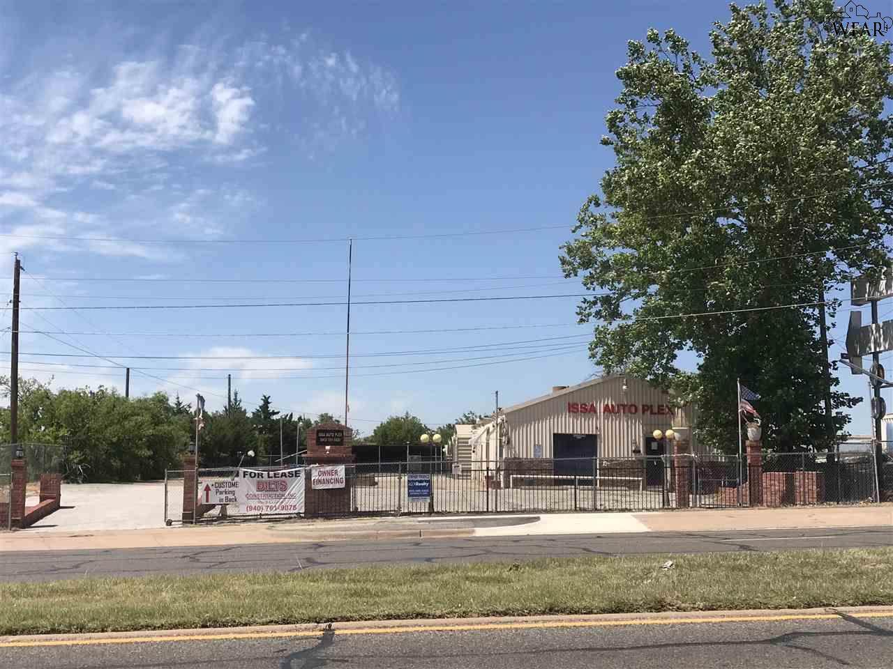 2408 5TH STREET - Photo 1