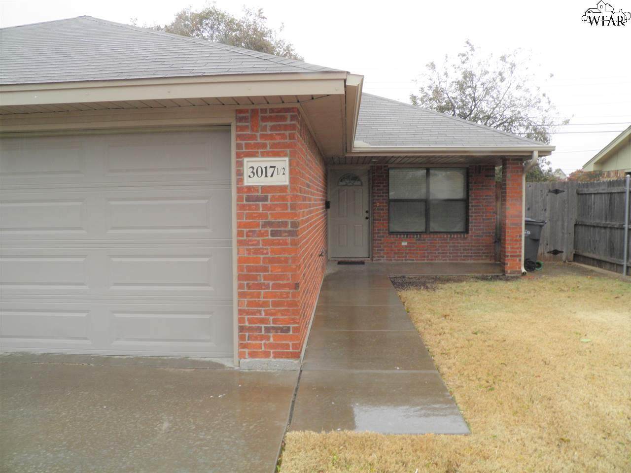 3017 1/2 Cunningham Drive - Photo 1