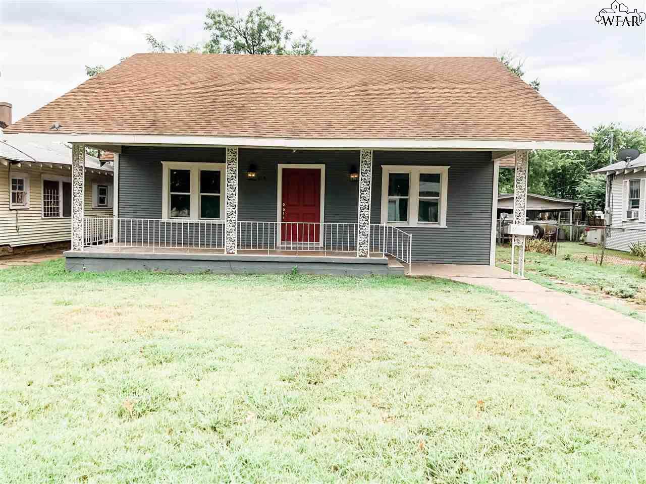 1657 Lucile Avenue - Photo 1