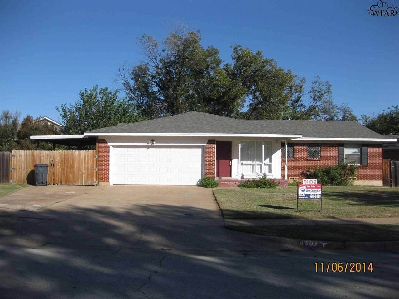 4507 Woodlawn Avenue - Photo 1