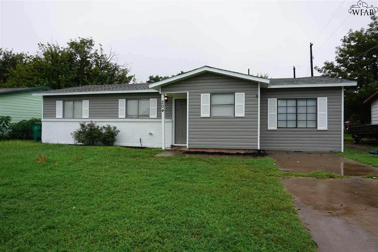 204 Garden Drive - Photo 1