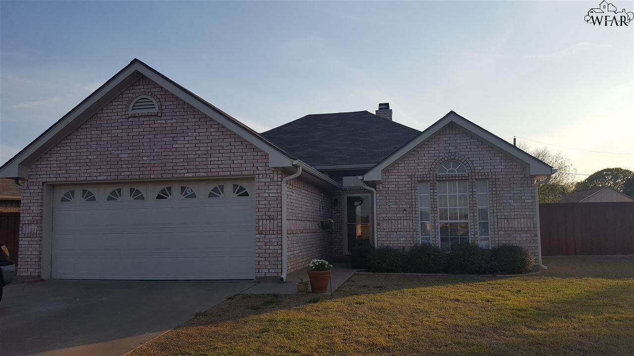 406 Swenson Street - Photo 1