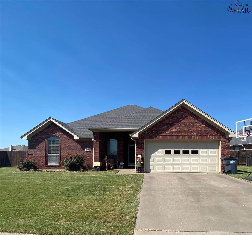 4816 Eagles Landing - Photo 1