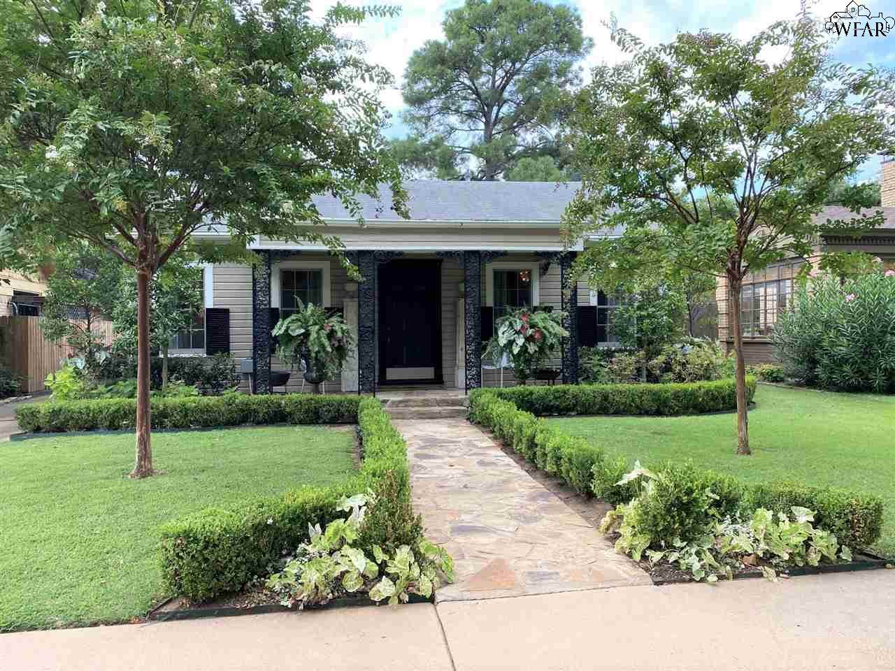 1805 Victory Avenue - Photo 1
