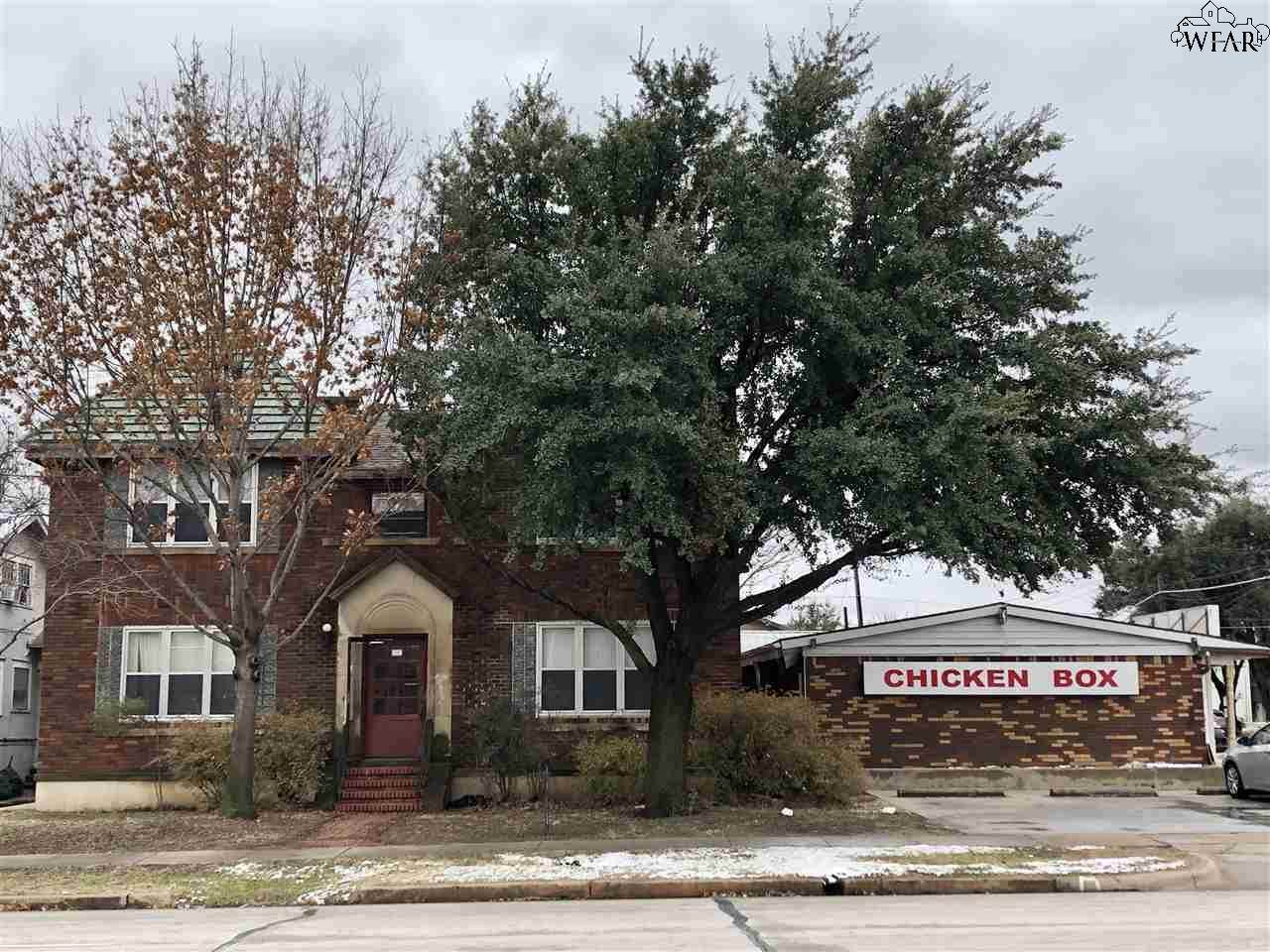 1821 9TH STREET - Photo 1