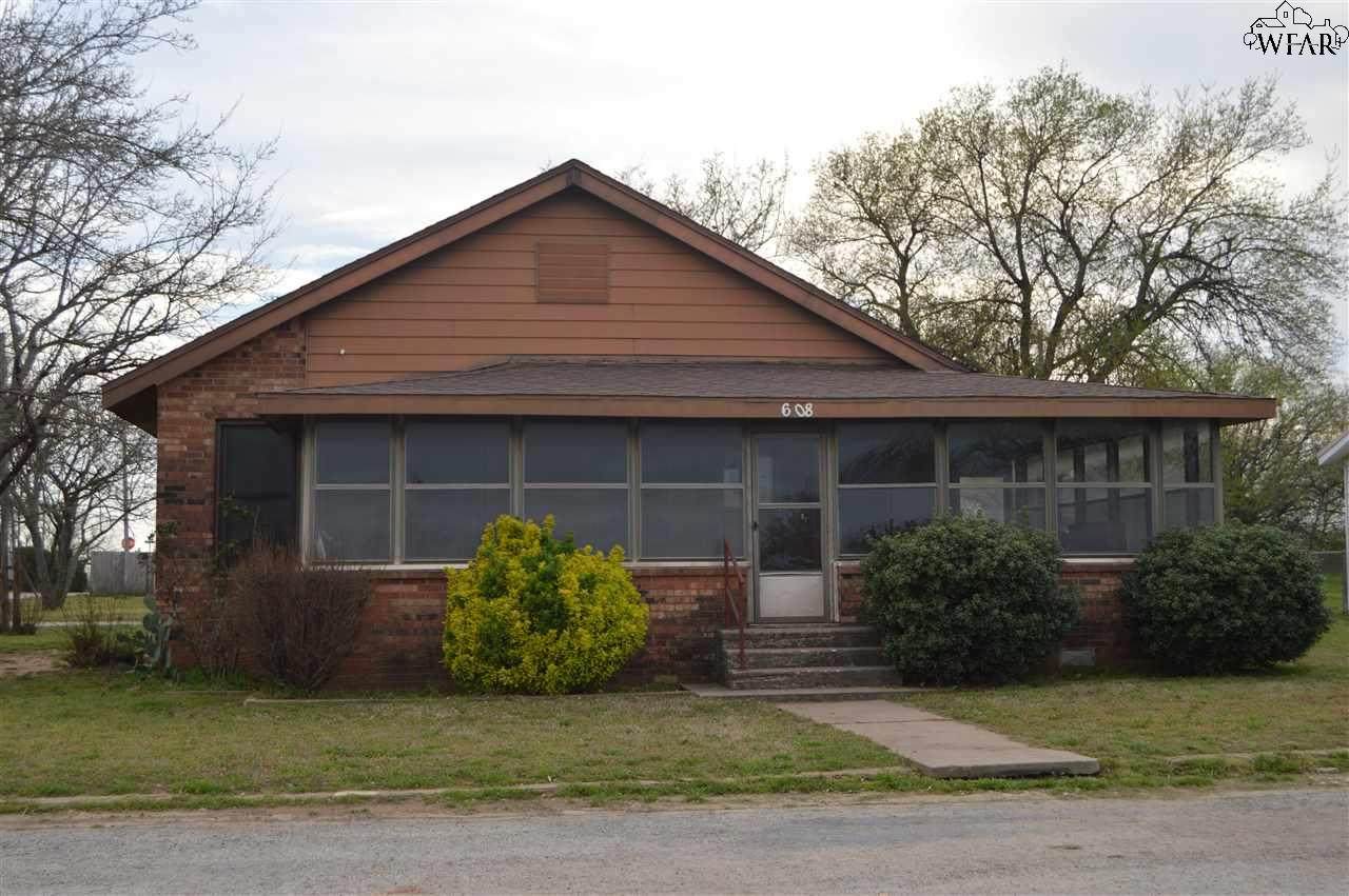 608 Prairie Street - Photo 1