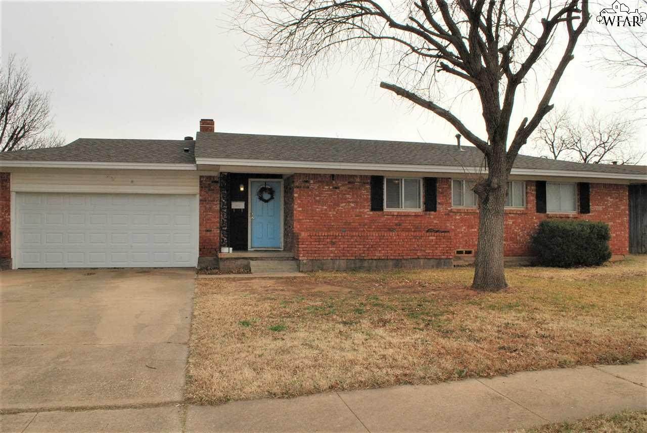 4813 Marsha Lane - Photo 1