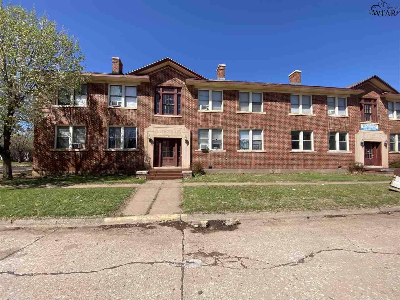 1706 8TH STREET - Photo 1