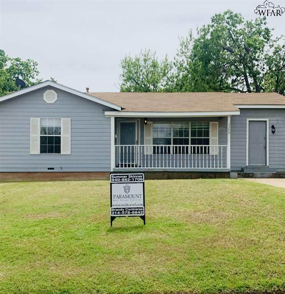 3209 10TH STREET - Photo 1