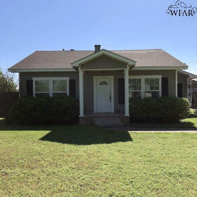 1127 Sunset Lane - Photo 1