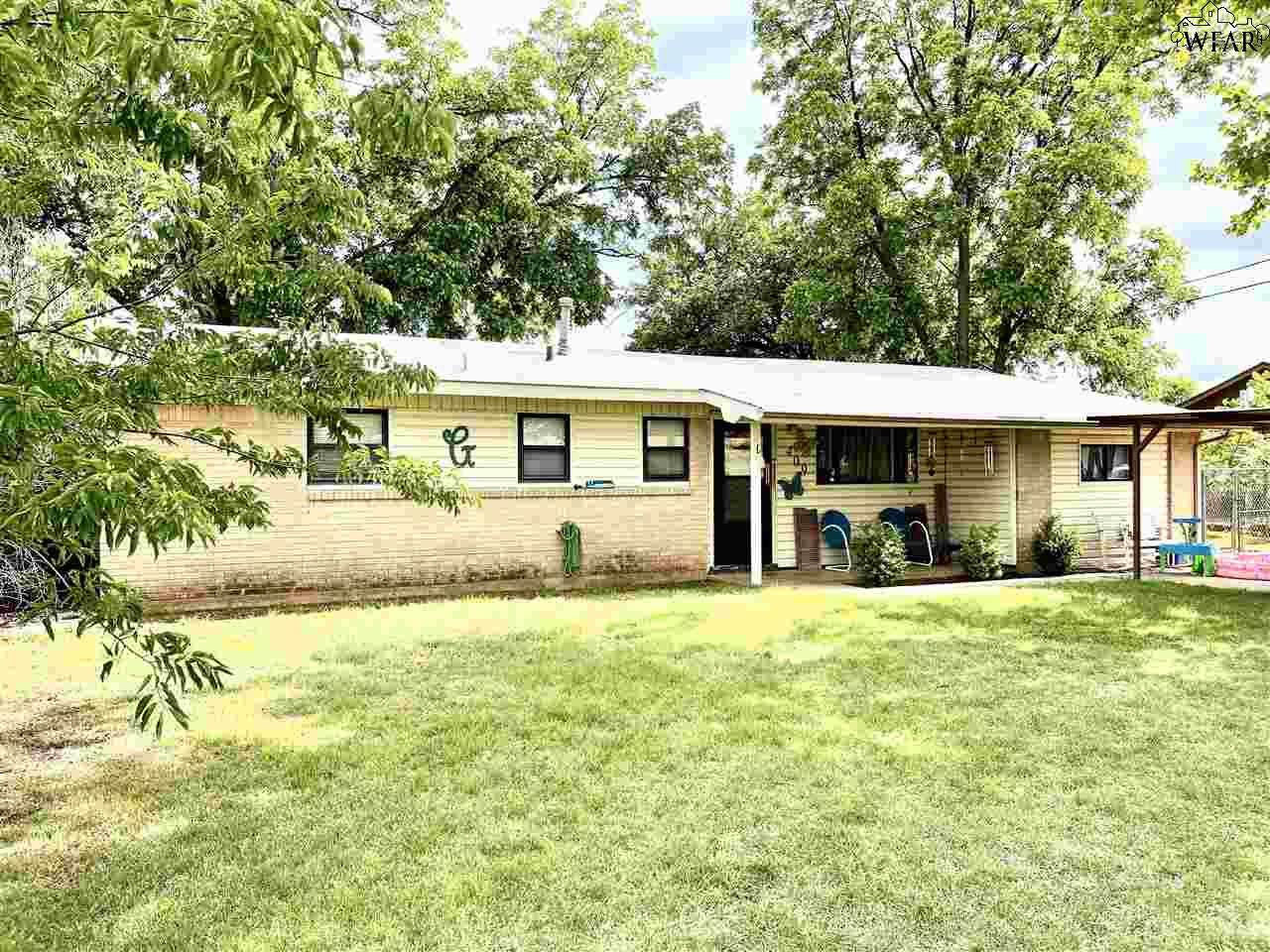 409 Valley Drive - Photo 1