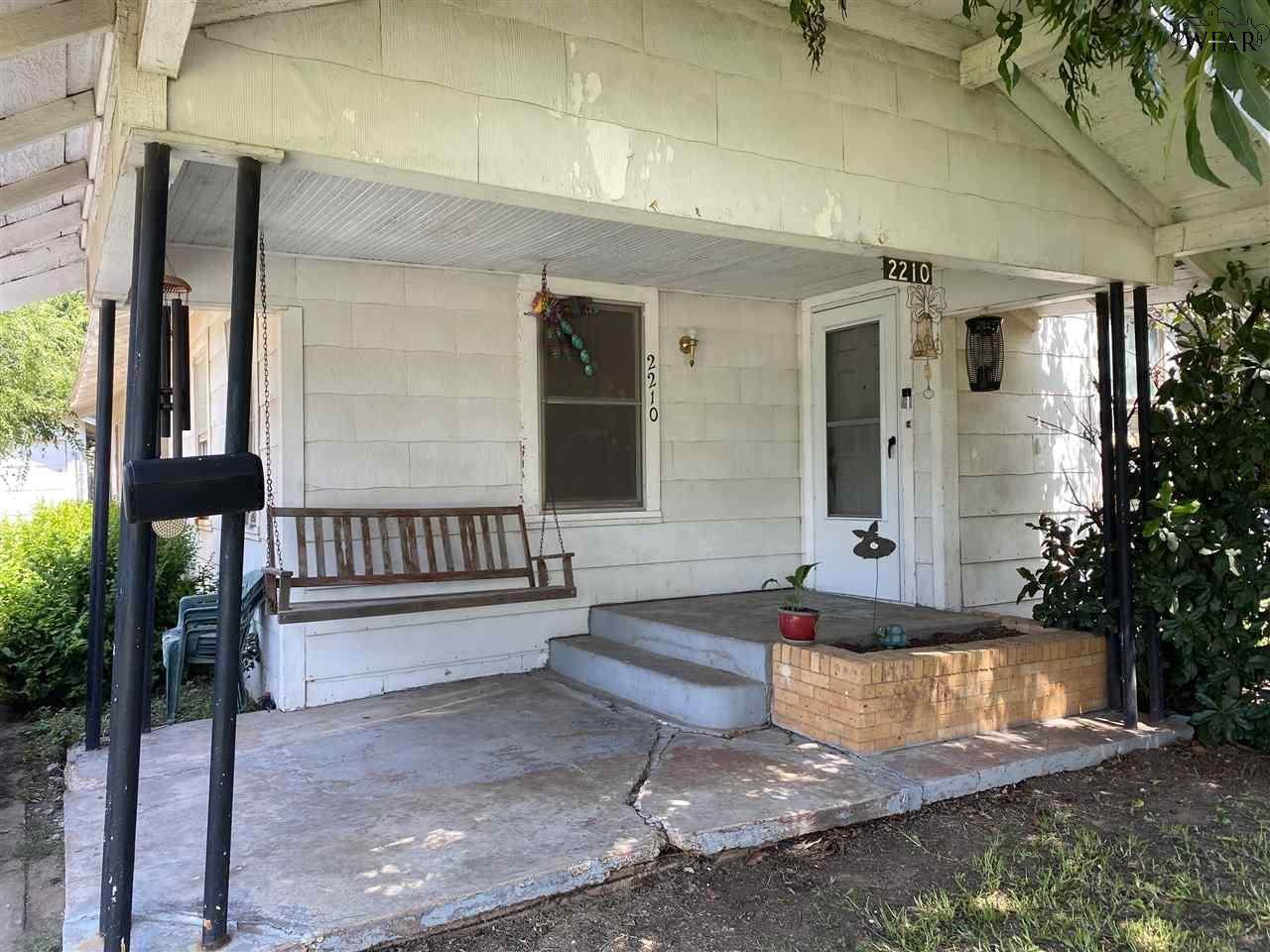 2210 Buchanan Street - Photo 1