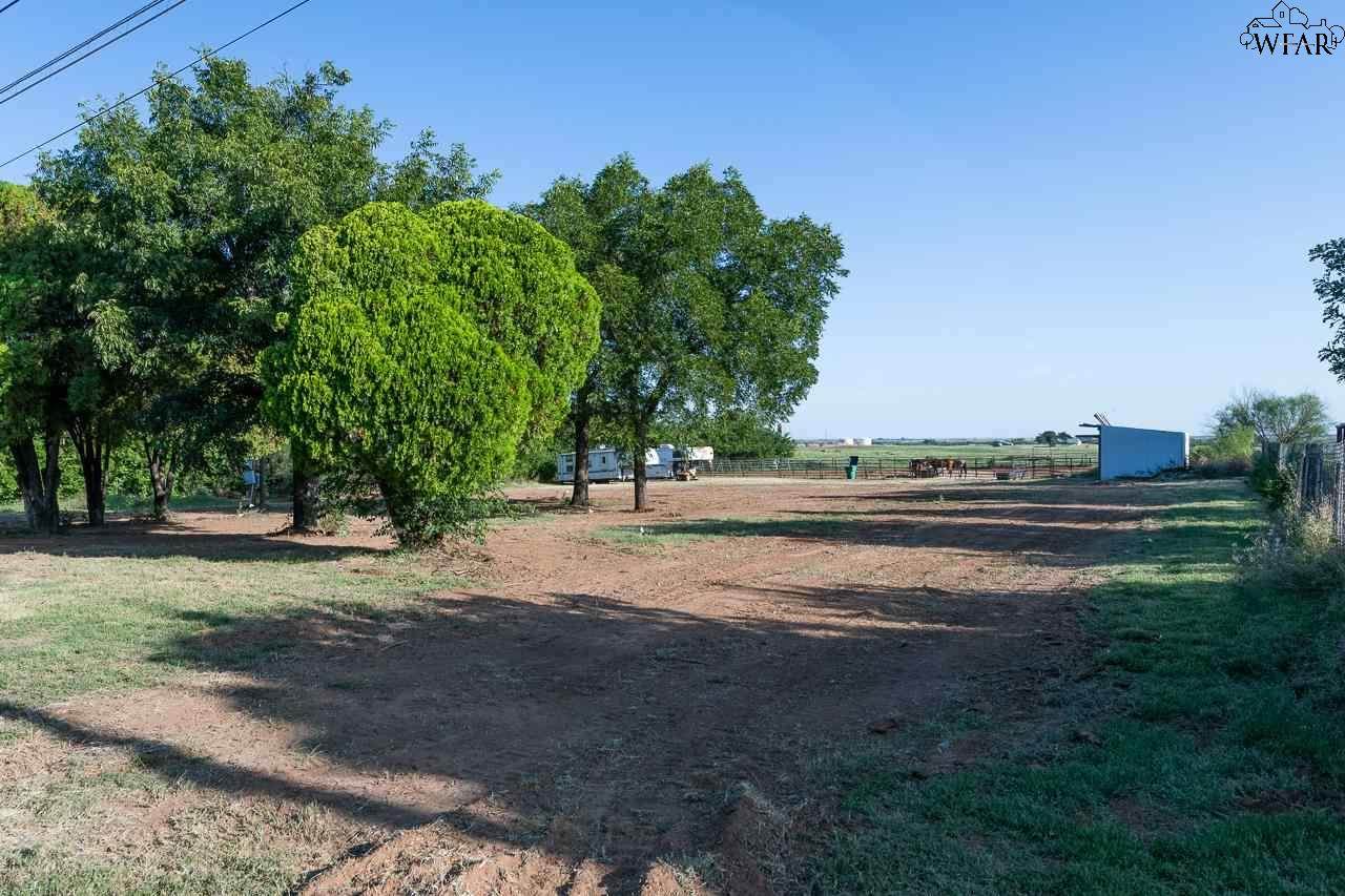 602 Park Street - Photo 1