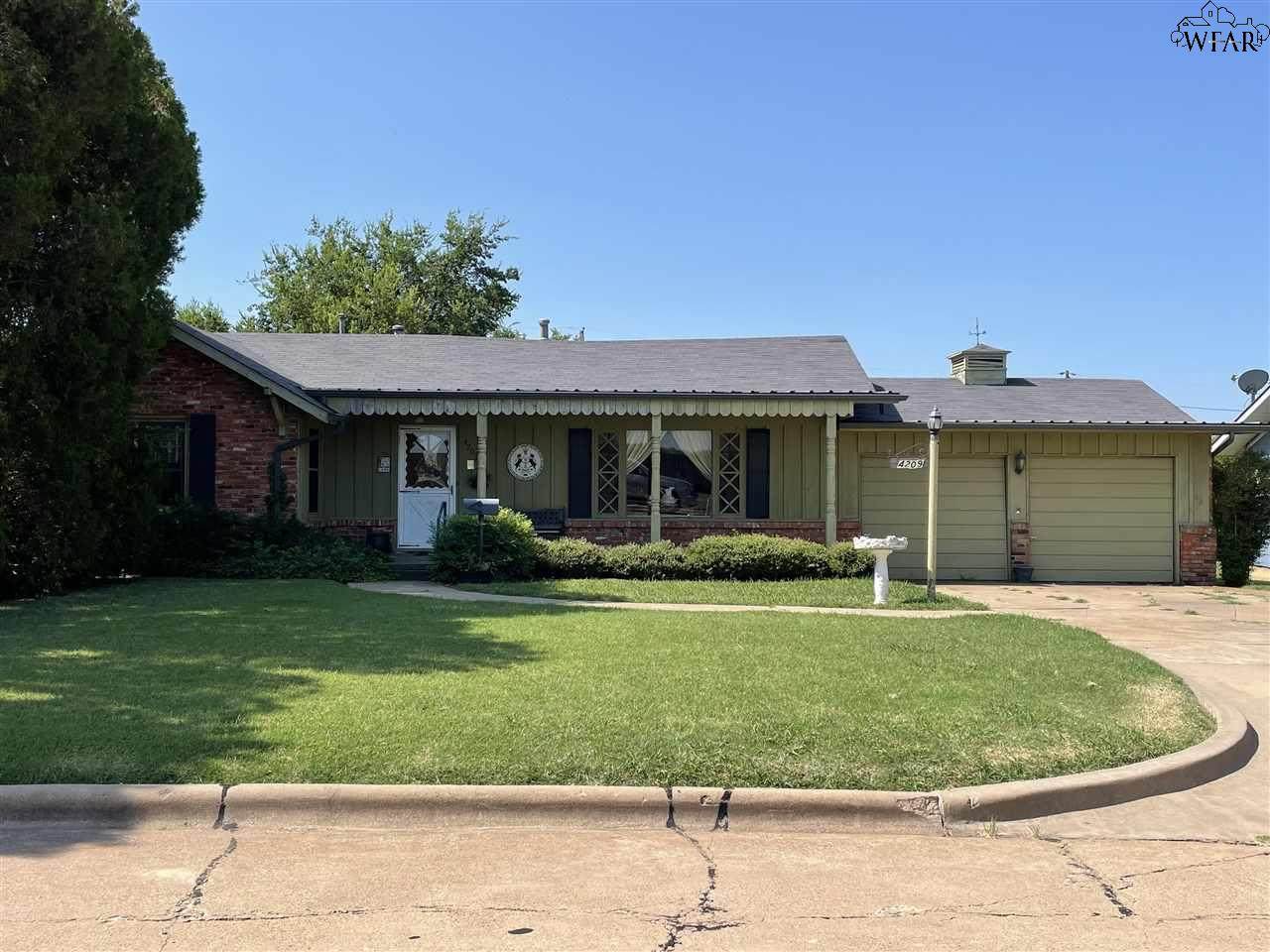 4209 Rivercrest Drive - Photo 1