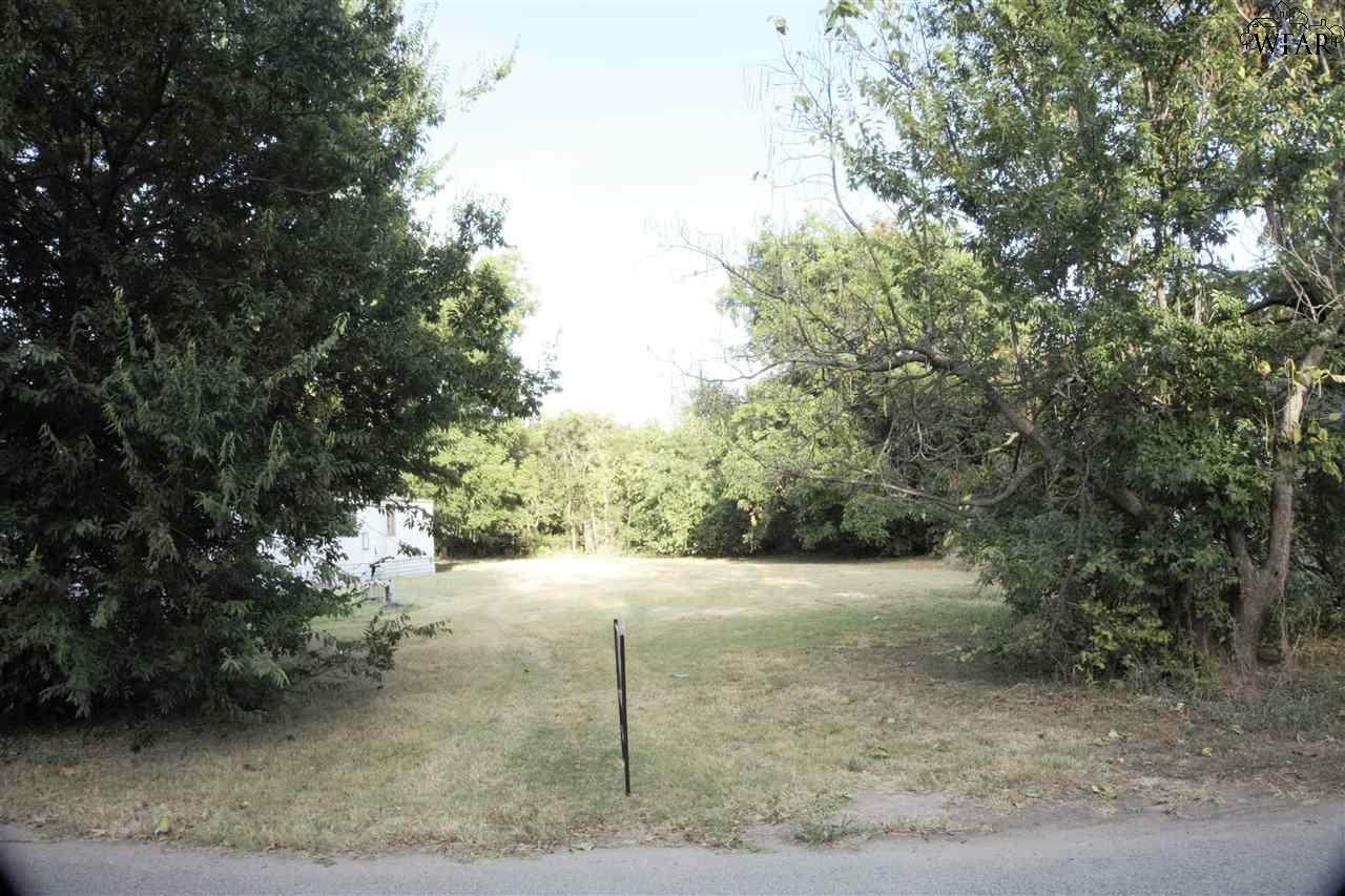 126 Avenue F - Photo 1