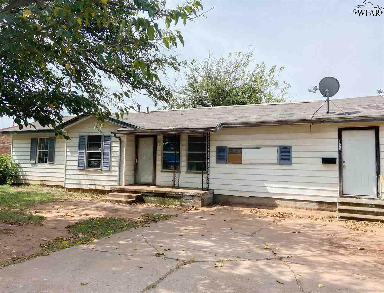 1603 Bandera Boulevard - Photo 1