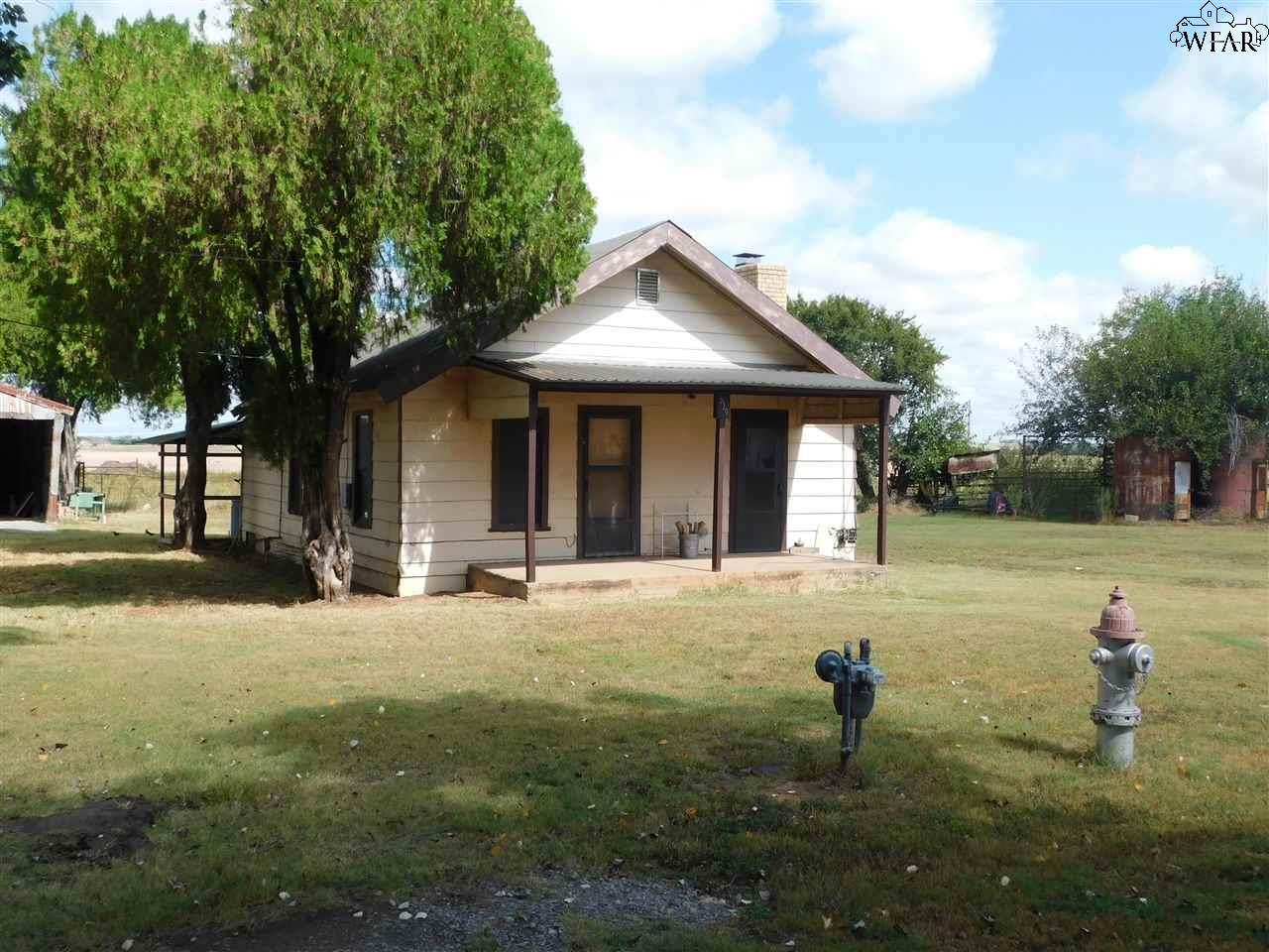 619 and 621 6TH STREET - Photo 1