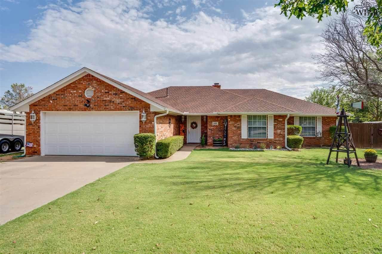 1433 Cherokee Circle - Photo 1