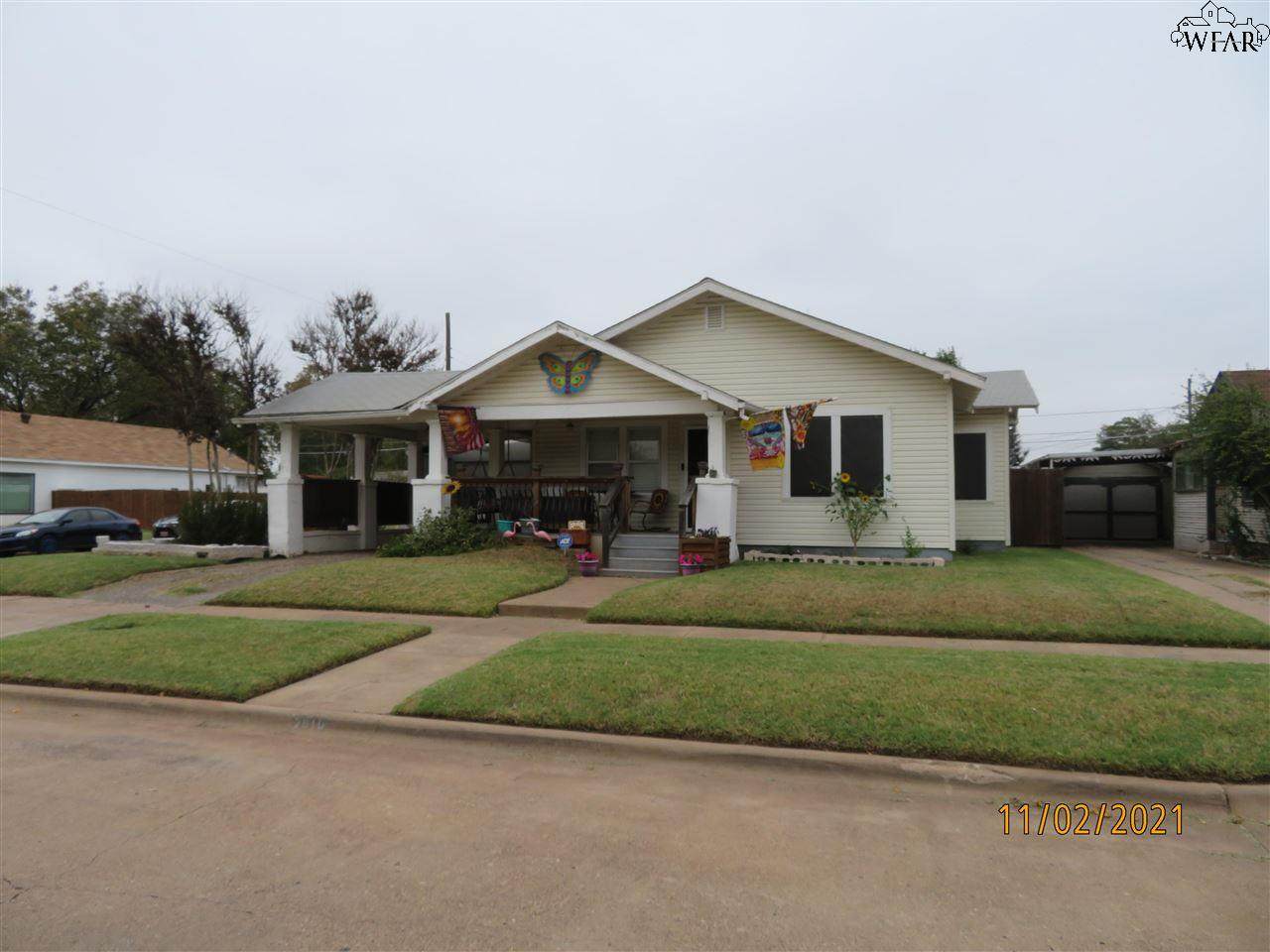 2810 Cumberland Avenue - Photo 1