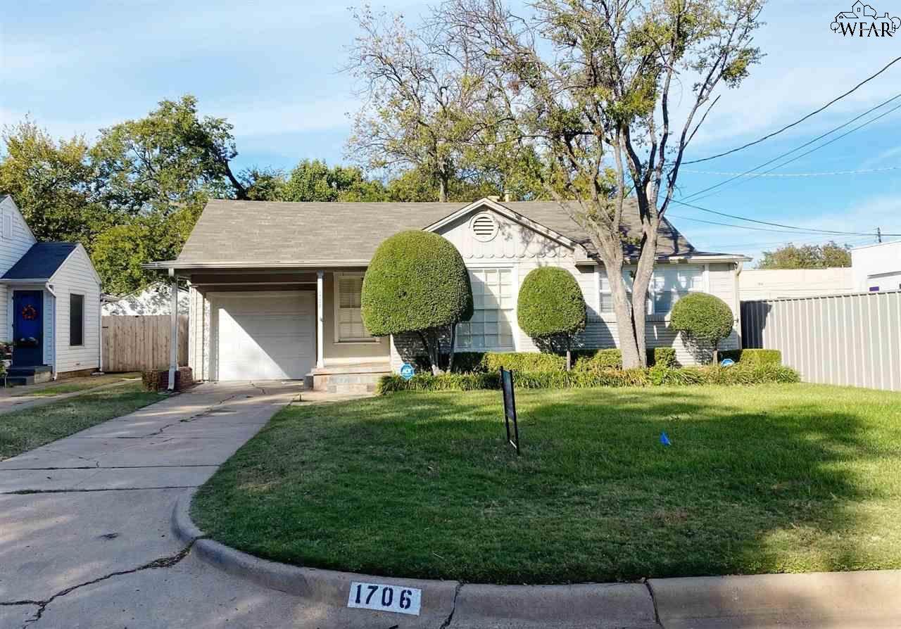 1706 Ardath Avenue - Photo 1