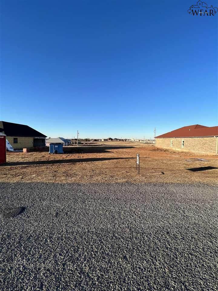 24 Edwards Way - Photo 1