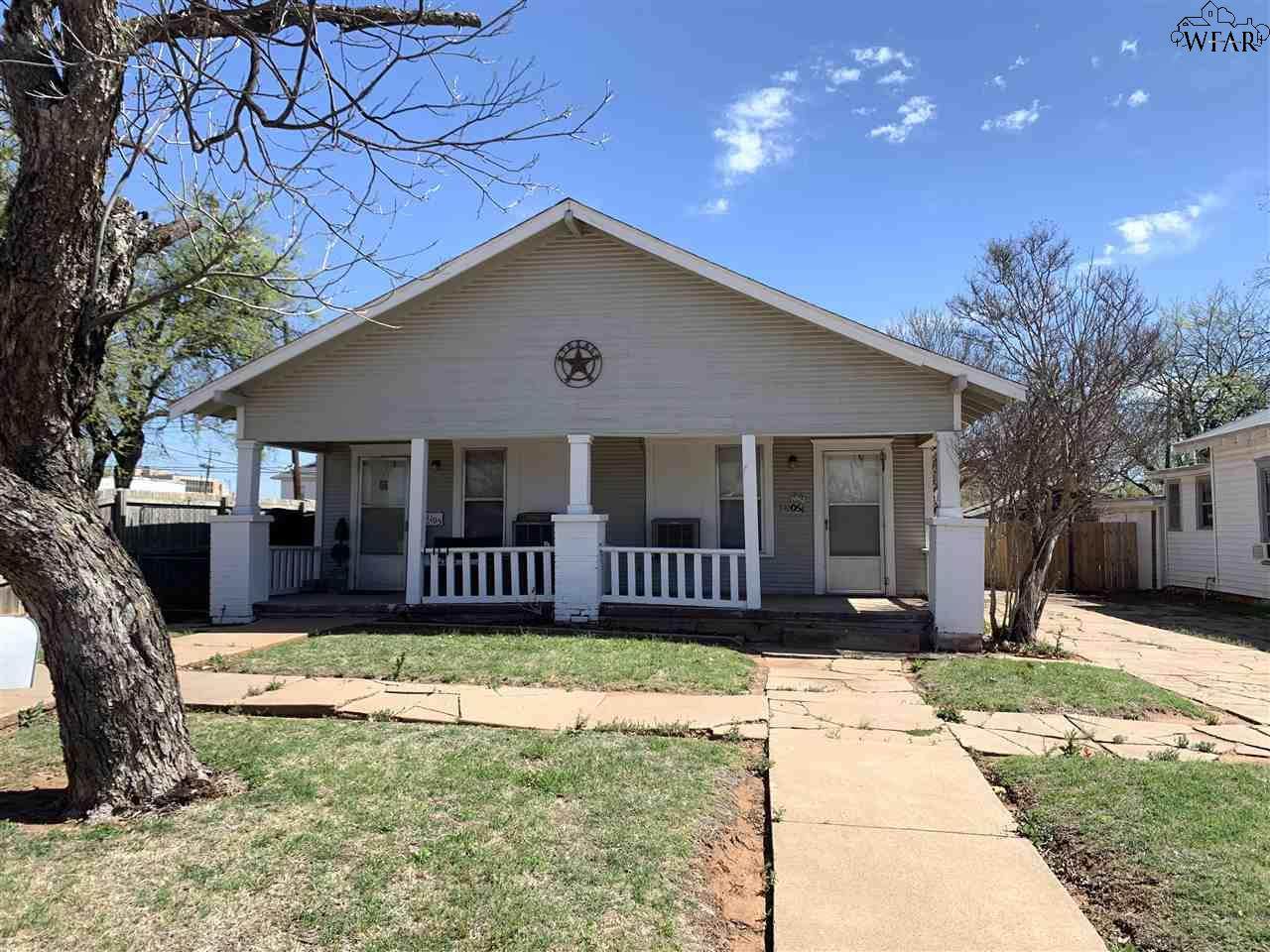 1105 Bluff Street - Photo 1