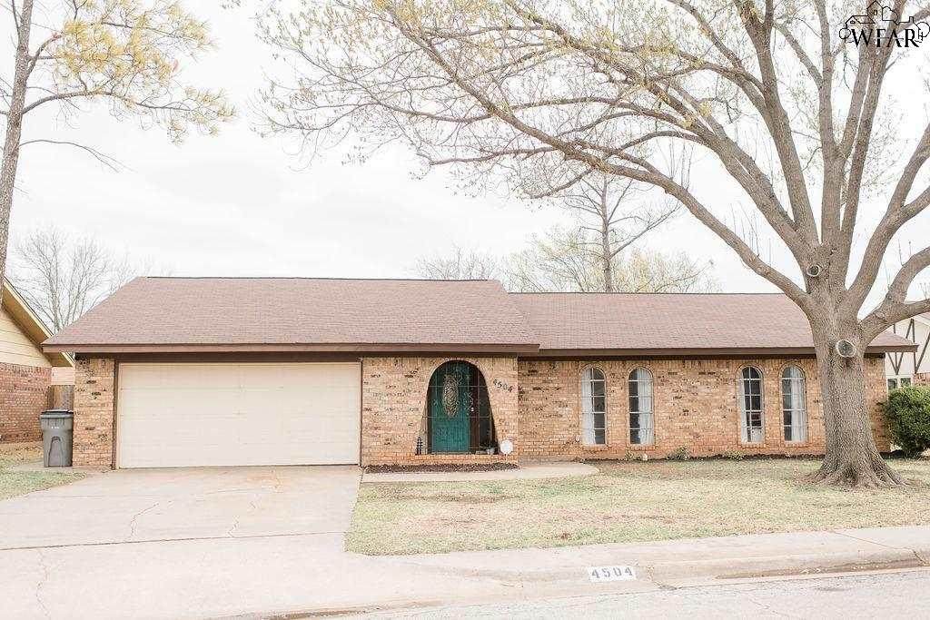 4504 Trailwood Drive - Photo 1