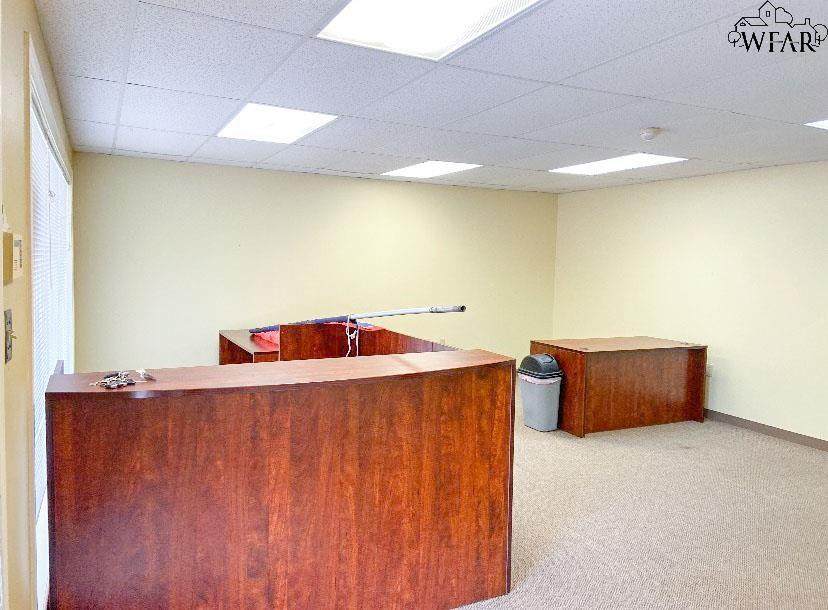 203 Avenue D - Photo 1