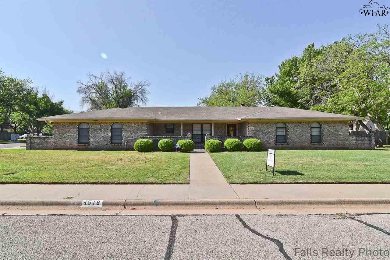 4519 Ridgemont Drive - Photo 1