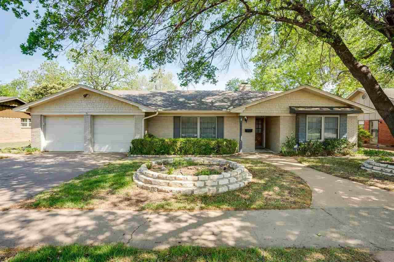 1536 Celia Drive - Photo 1