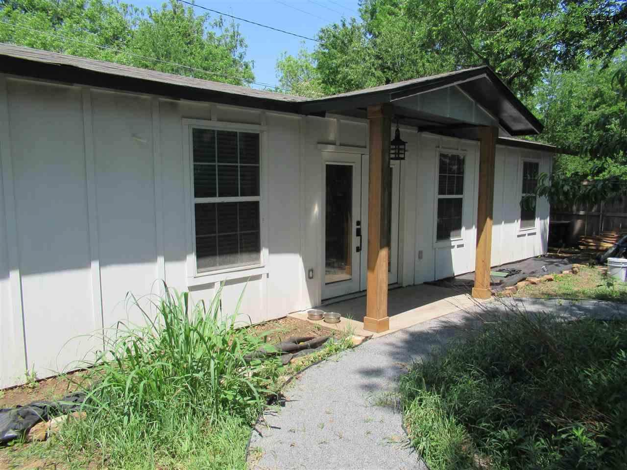 2010 10TH STREET - Photo 1