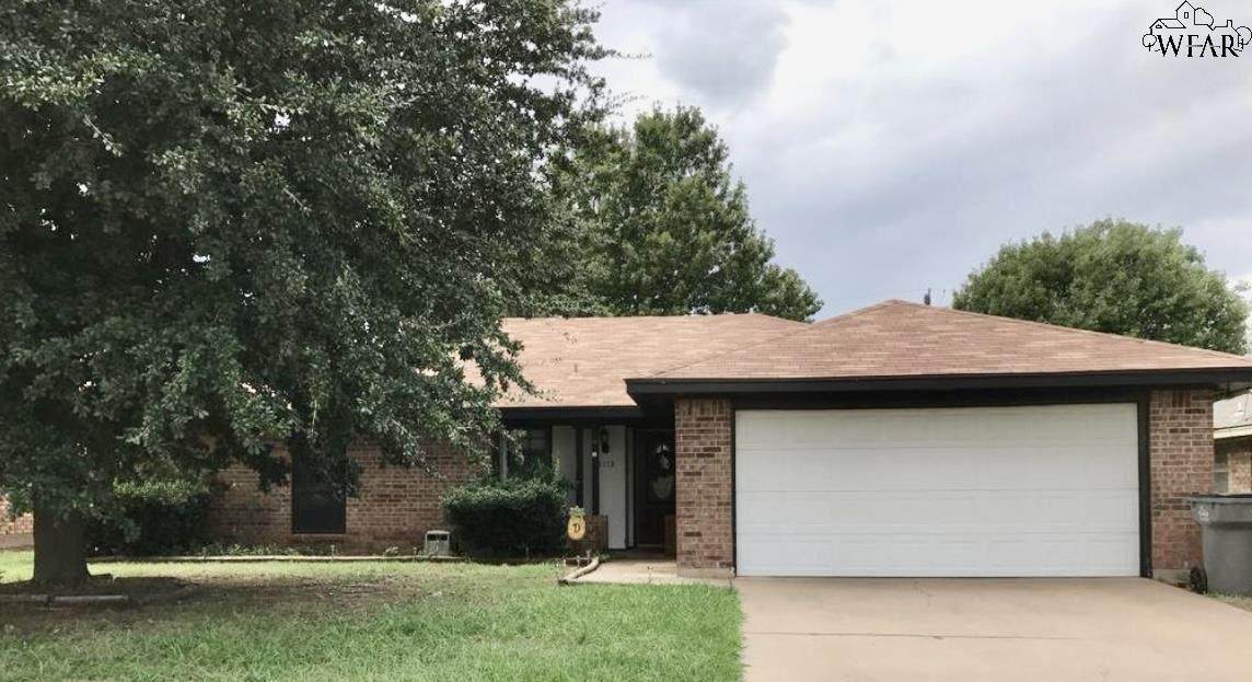 2113 Selma Drive - Photo 1