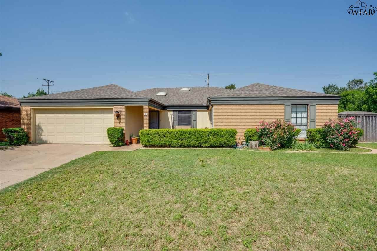 8 Brenna Drive - Photo 1